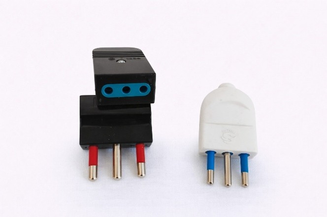 spine-elettriche-industriali-3-poli-16a